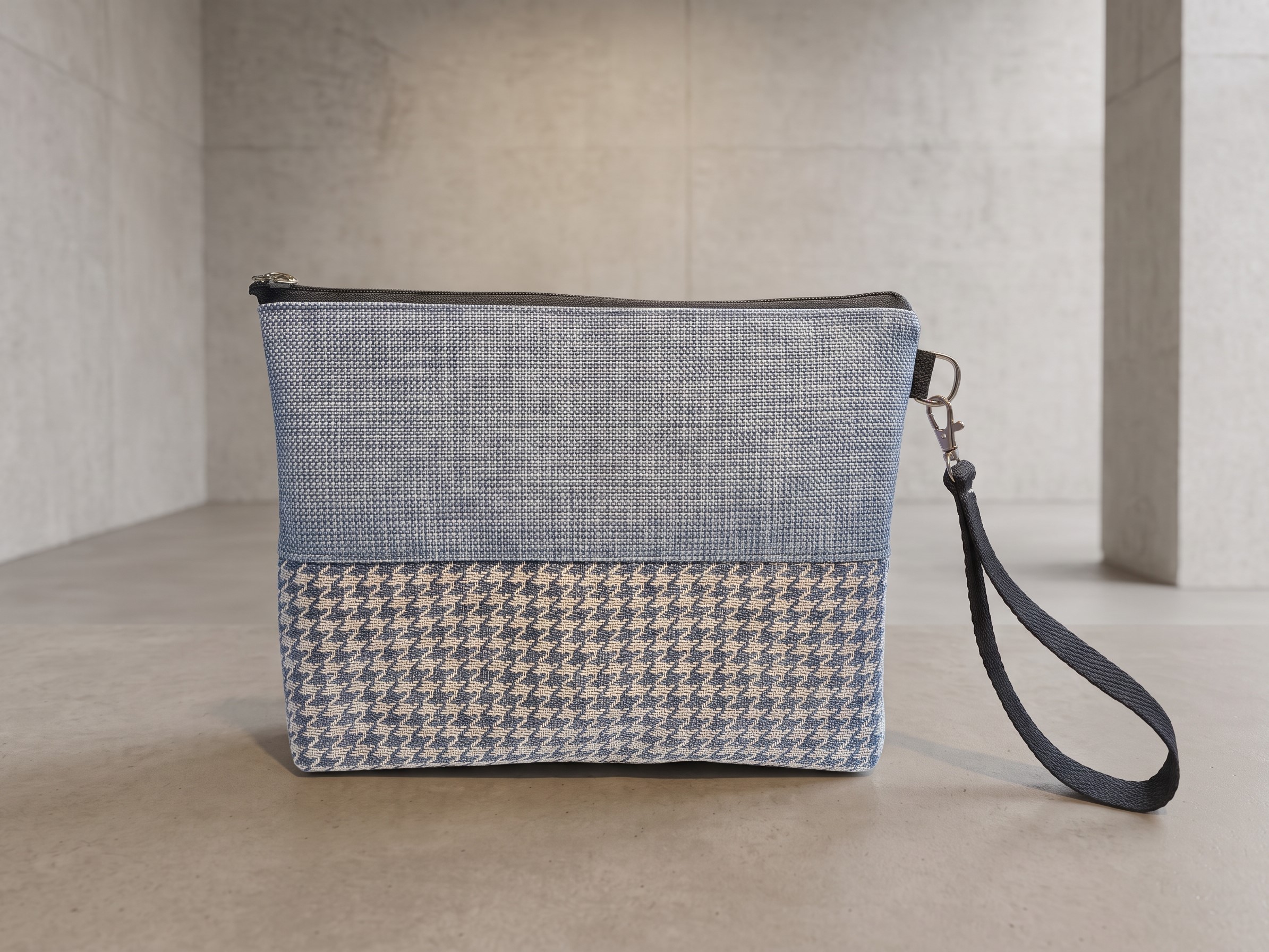 clutch blau